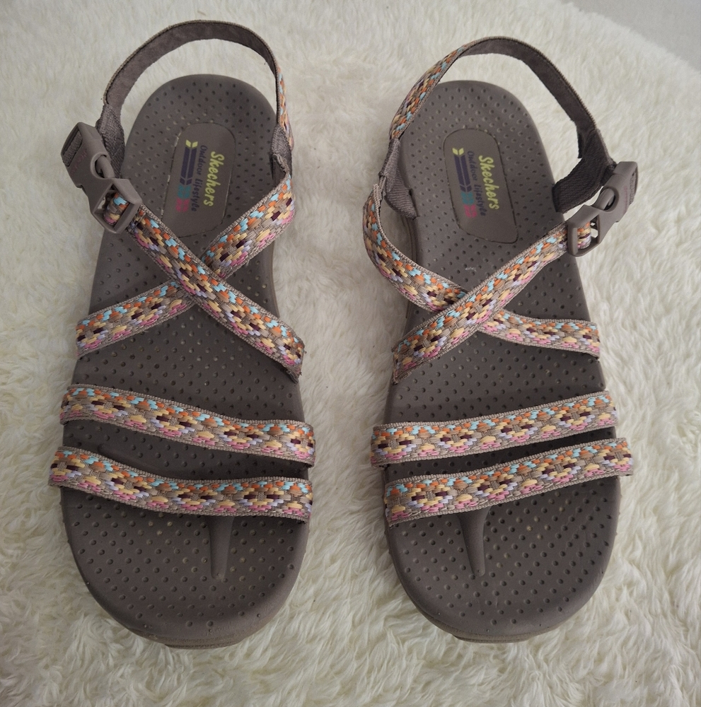 Women's Skechers Reggae Colorful Strappy Sandals Size 9.